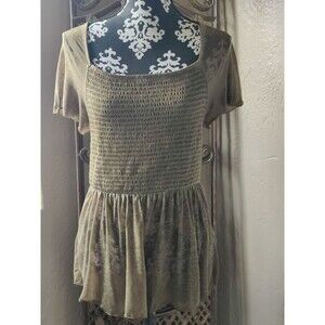 VTG. Rewash Juniors Large Boho Green Smocked Flutter Sleeve High Low Burnout Top